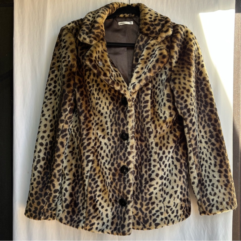 Lavand Leopard / Cheetah Print Faux Fur Jacket Size M